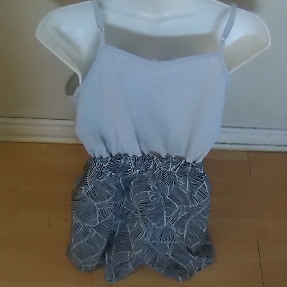 Lg light grey black multi bottom romper - Picture 3 of 3